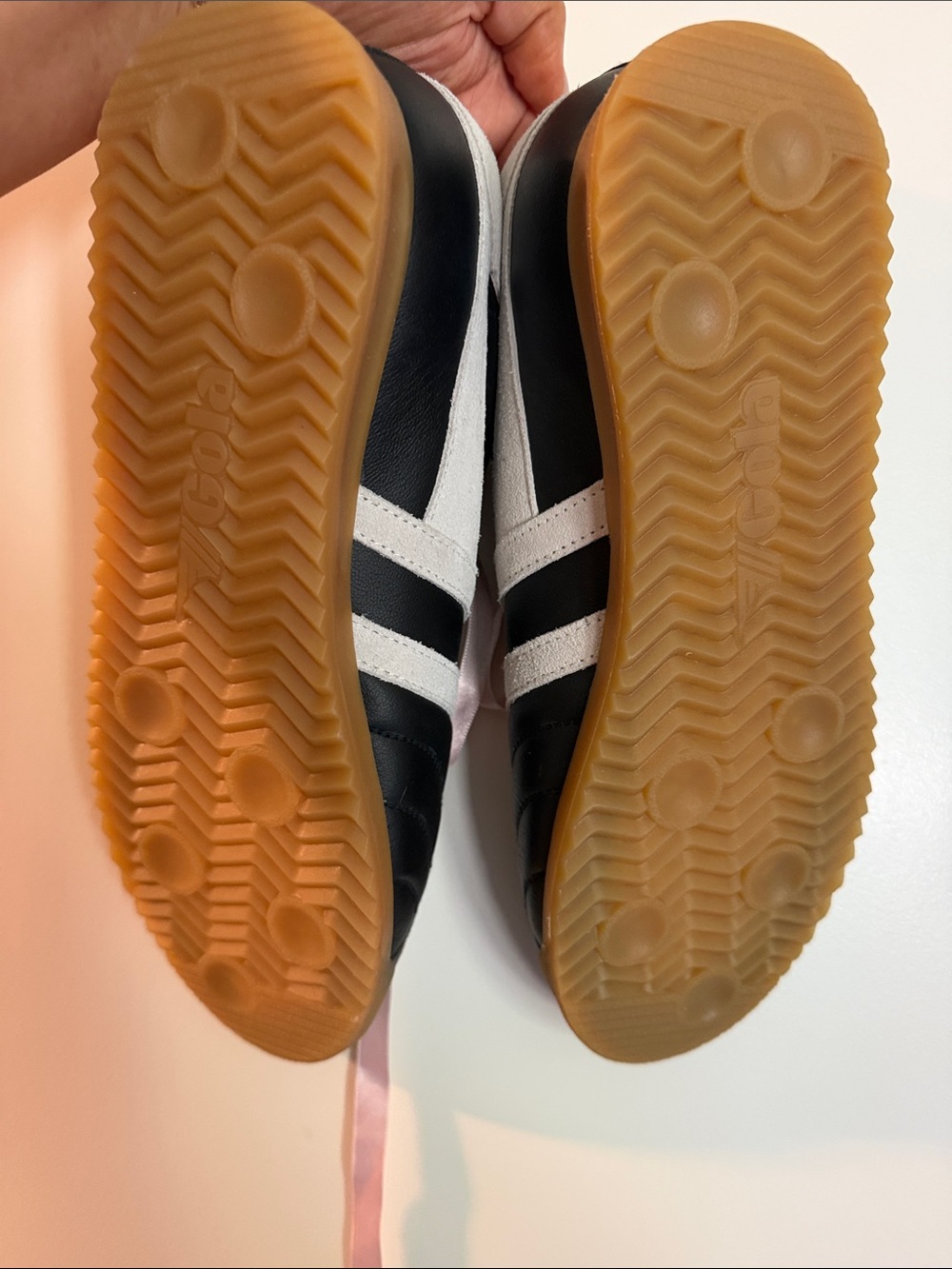 Anthropologie Exclusive Gola Stadium Trainers | size 11 - Picture 3 of 4